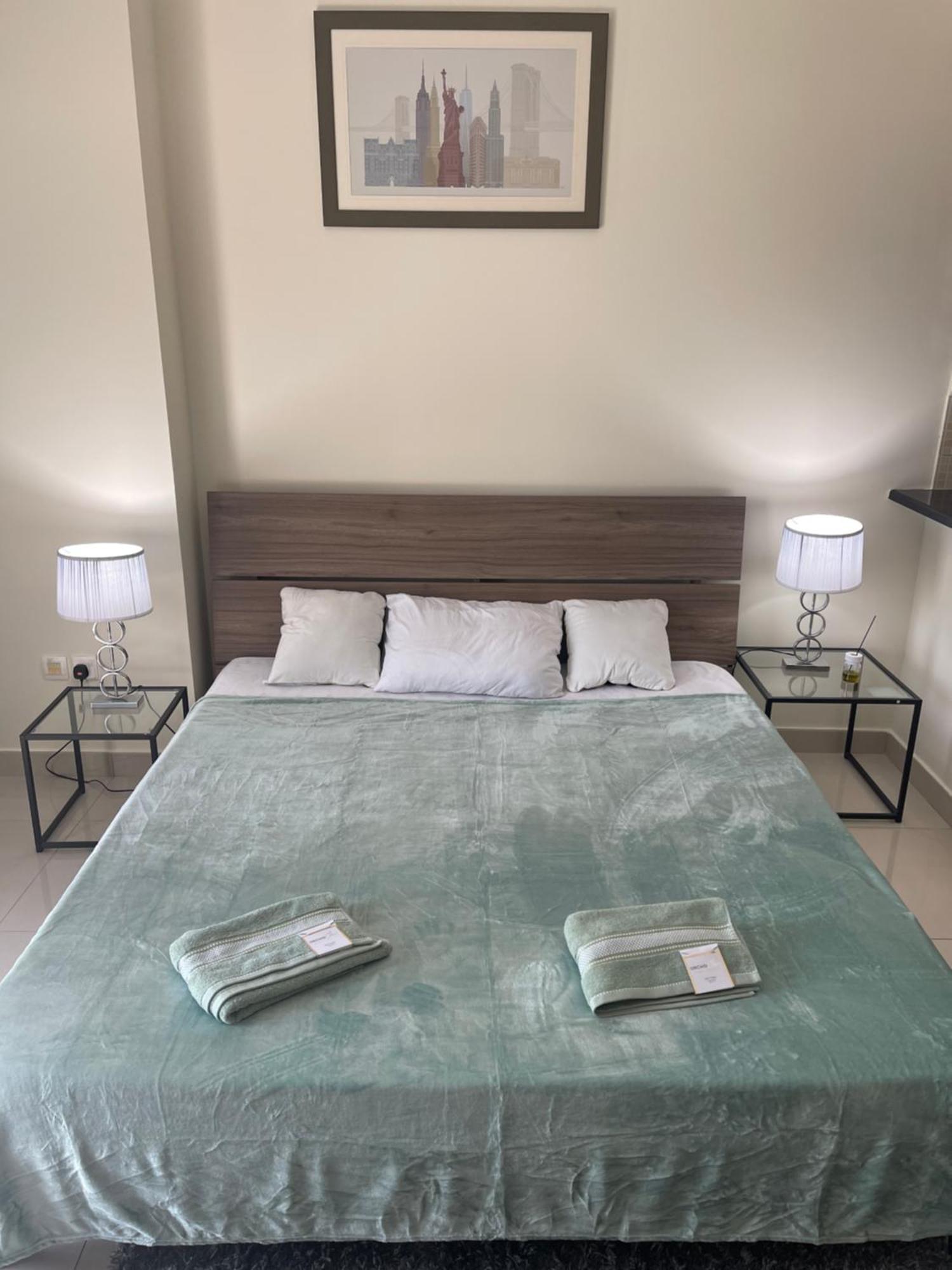 Great View, Dubai Sportcity, Parking Included, Nice Apartments Ngoại thất bức ảnh