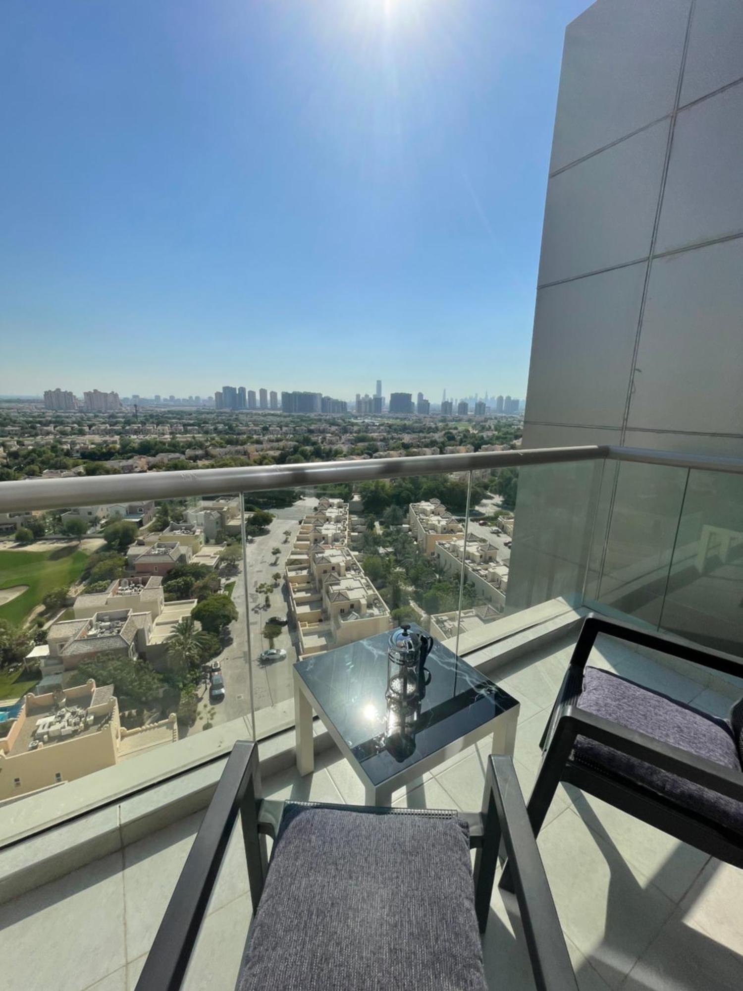 Great View, Dubai Sportcity, Parking Included, Nice Apartments Ngoại thất bức ảnh